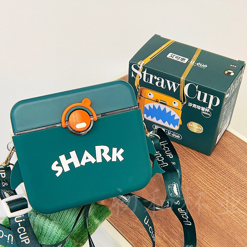 Lisslune | Shark Built-in Straw Water Bottle