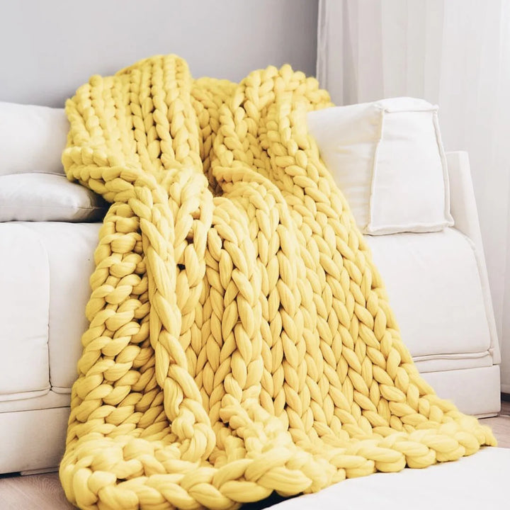 Lisslune | Chunky Knit Blanket – Cozy Wool Blanket for Every Room – Soft & Warm – Perfect for Sofa and Bed
