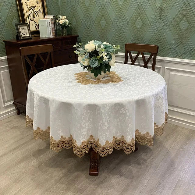Lisslune | Lace Dreams Tablecloth