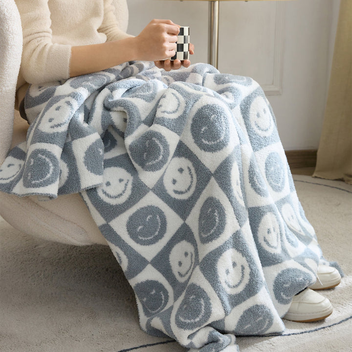 Lisslune | Smiley Checked Blanket