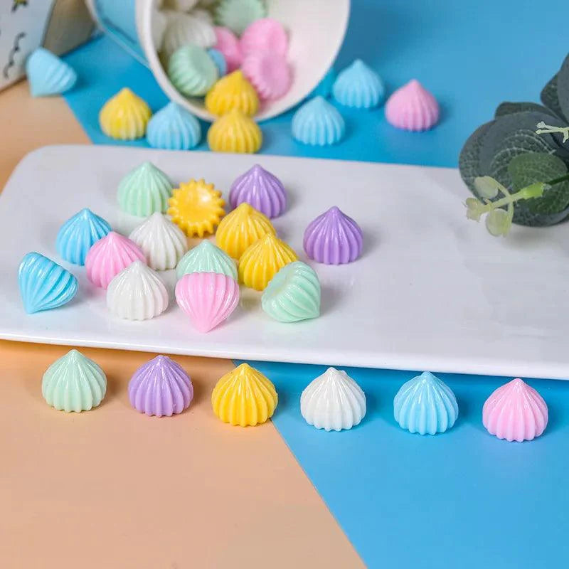 Lisslune | 30-piece realistic decorative artificial cake set for stunning food styling and photography