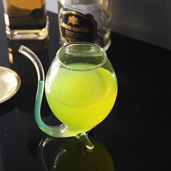 Lisslune | Elegant Curved Art-Inspired Cocktail Glass