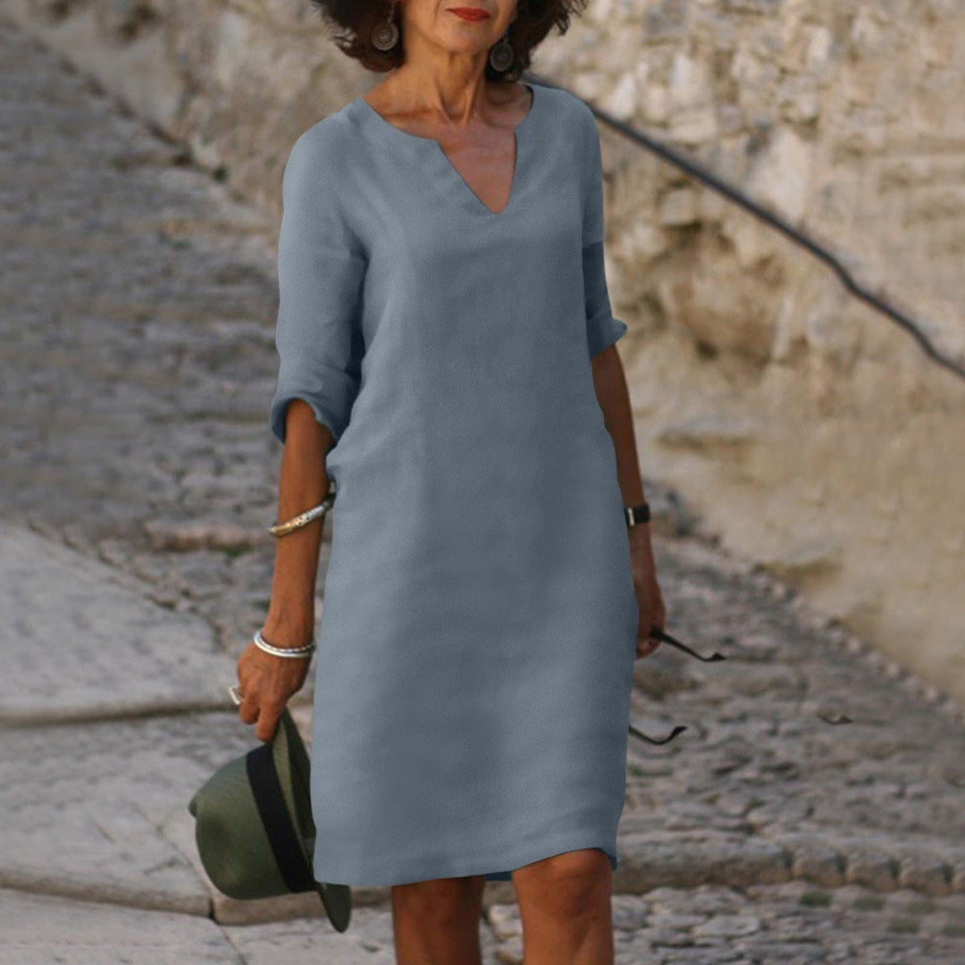 Lisslune | Elegant summer dress with V-neck
