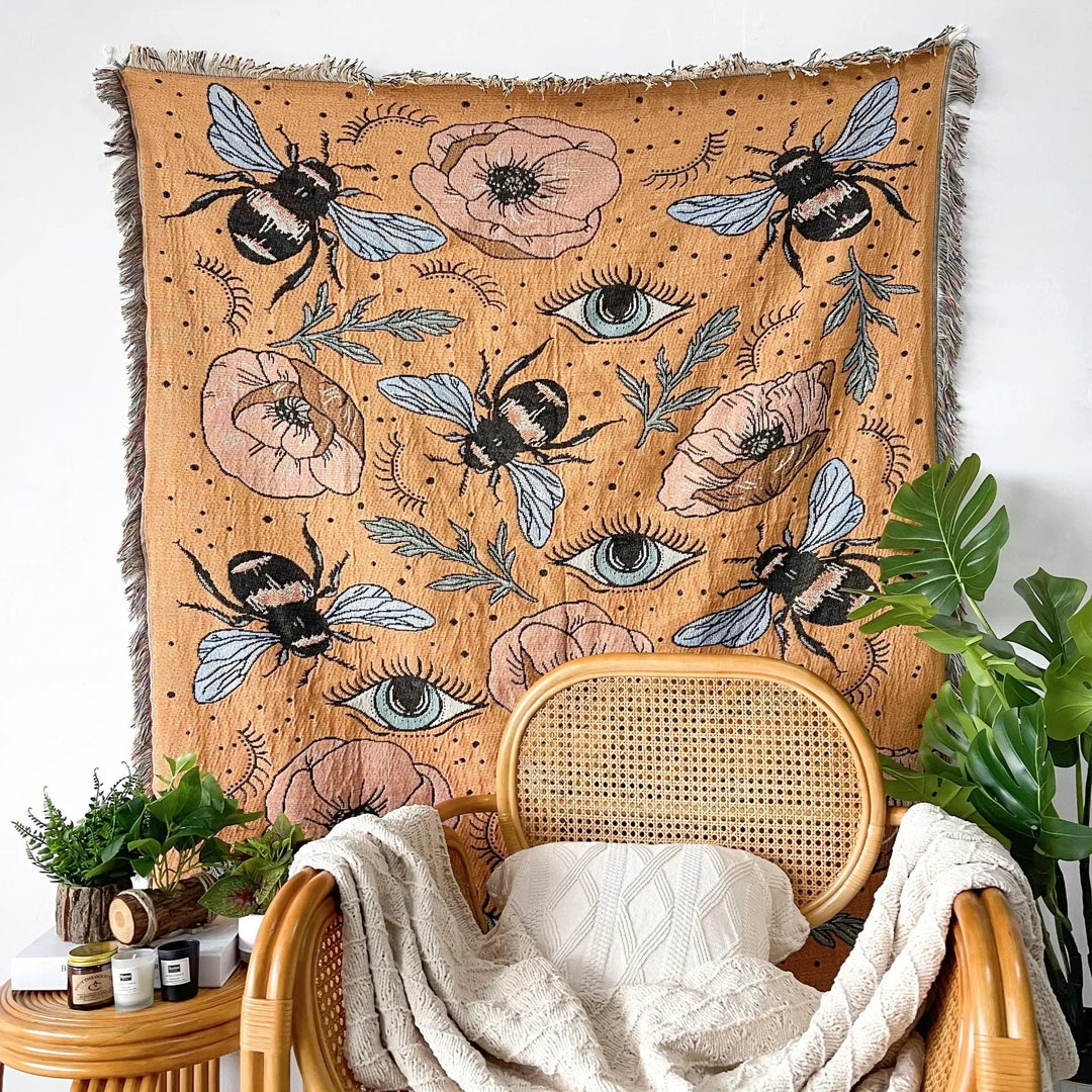 Lisslune | Bee & Eyes Garden Blanket