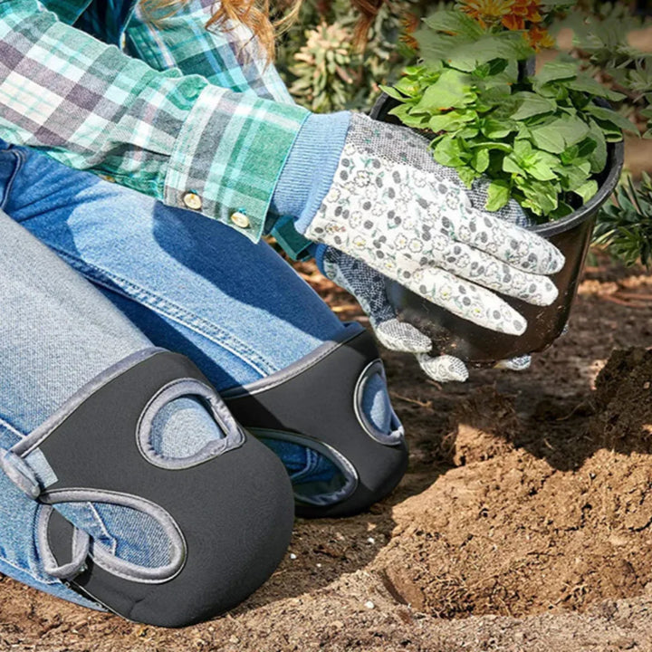 Lisslune | Ergonomic knee pads for gardening with extra padding for maximum comfort