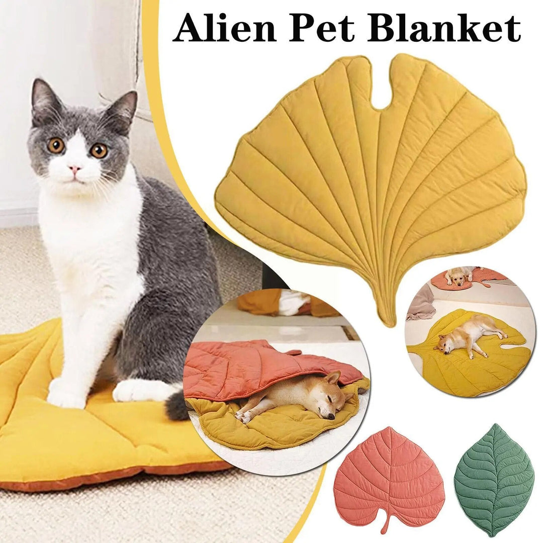 Lisslune | Leafy Comfort Blanket | Cotton Pet Blanket | Soothing and Soft