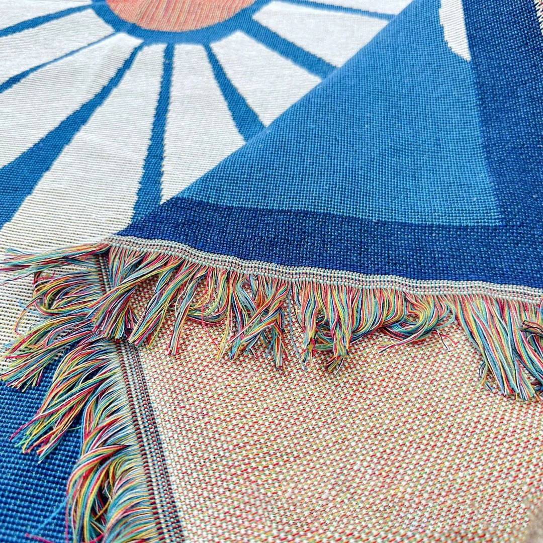 Lisslune | blue silhouette blanket