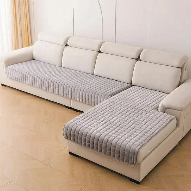 Lisslune | VelvetCozy - Plush velvet anti-slip sofa cover for added elegance and comfort