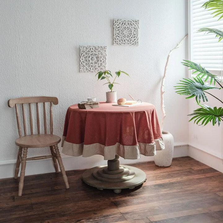 Lisslune | Charm Ruffle Tablecloth