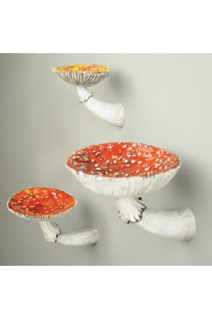 Lisslune | thematic hanging shelf