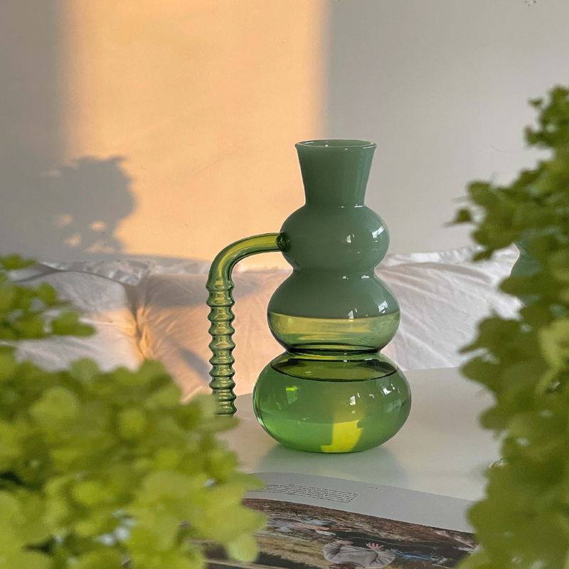 Lisslune | Chalice & Decanter made of colored glass