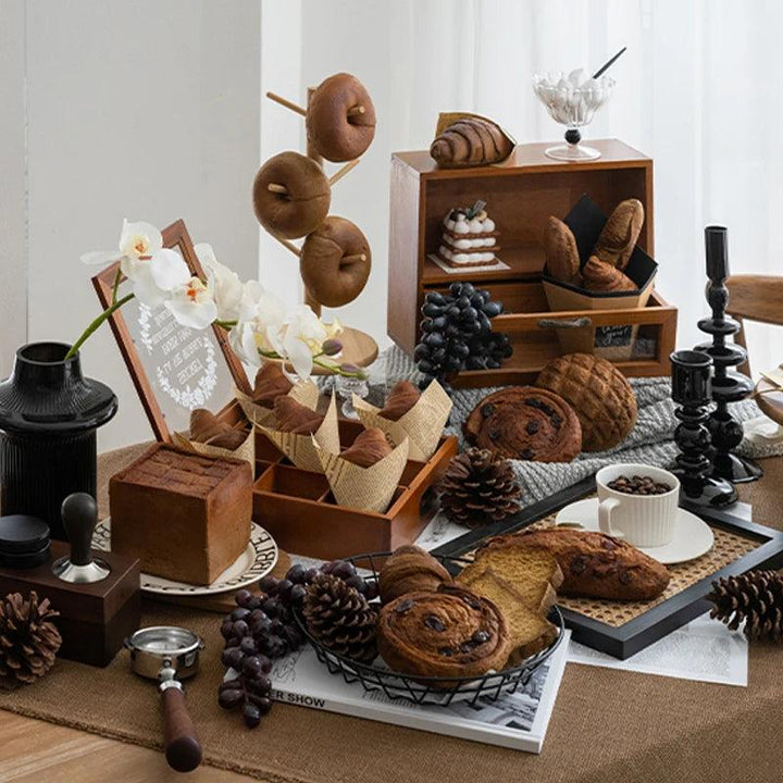 Lisslune | Realistic Caramel Cocoa Bread Model