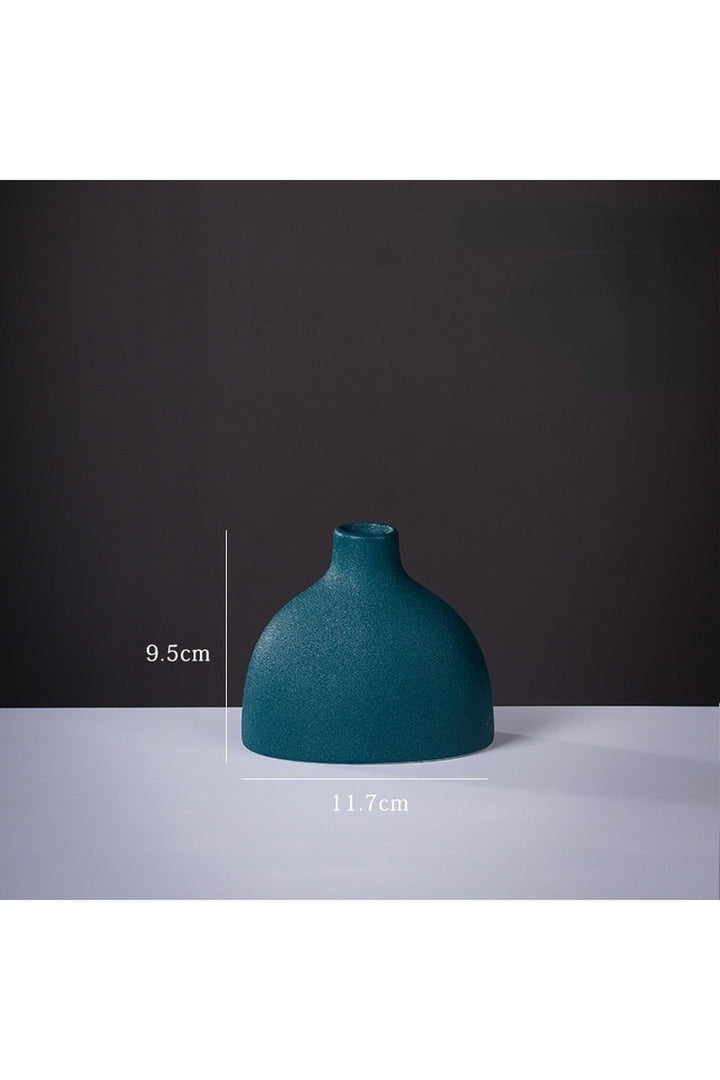 Lisslune | pastel-colored vases