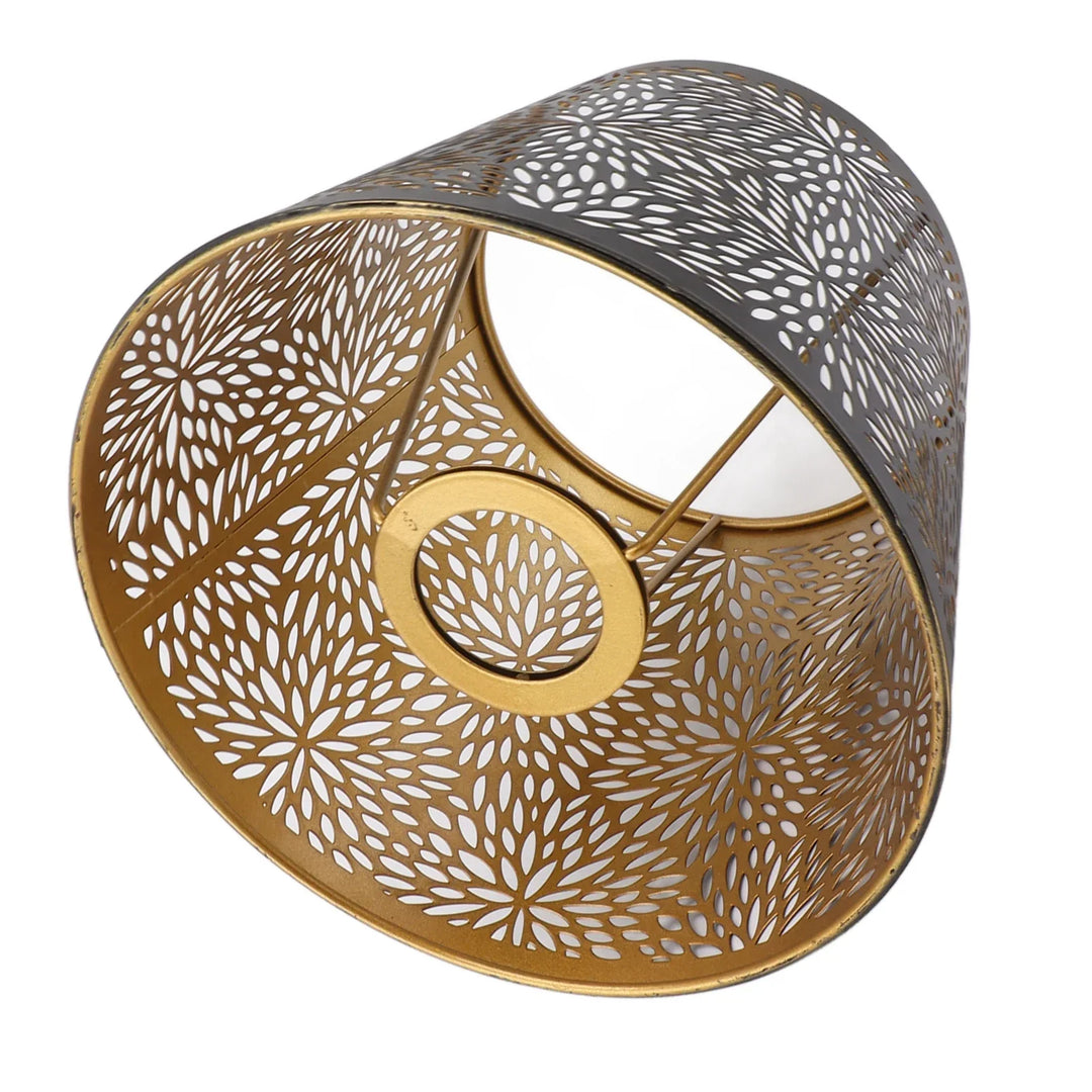 Lisslune | Metal lampshade with gold pattern