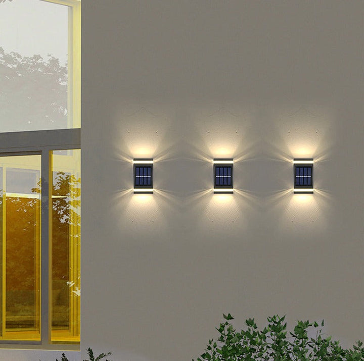 Lisslune | BloomRay – Solar Wall Lamp for Beautiful Garden Illumination