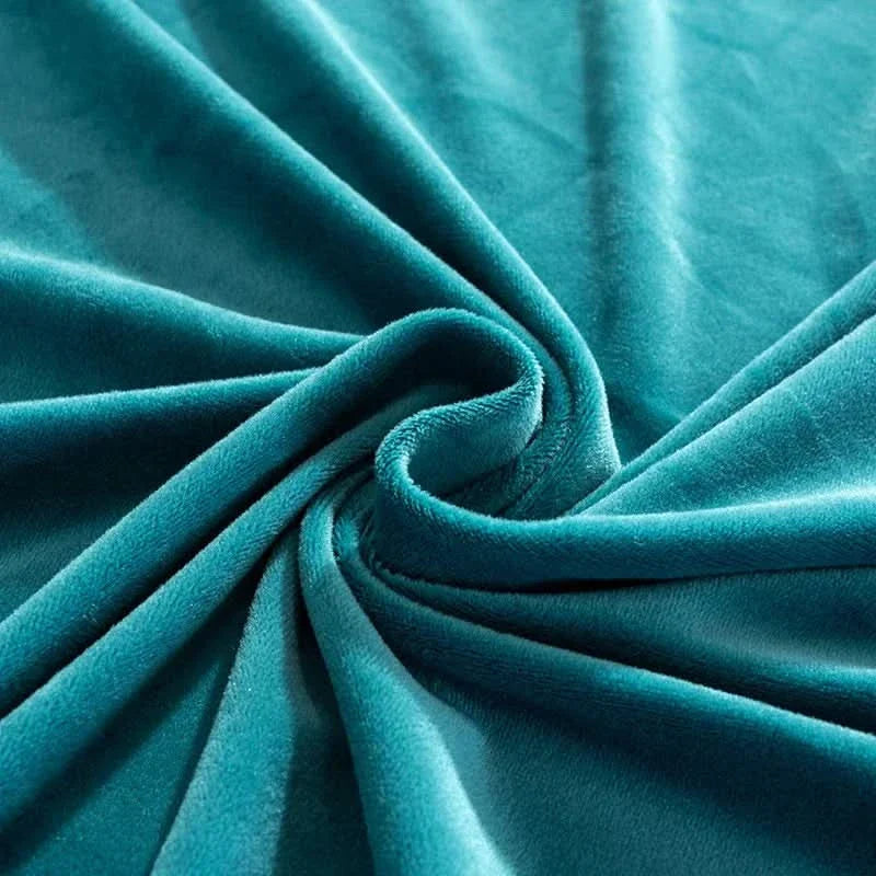 Lisslune | PlushFit - High-Quality Sofa Covers Made of Stretch Velvet