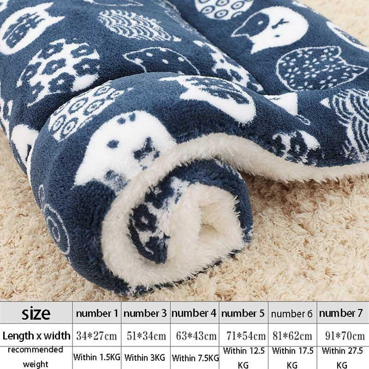 Lisslune | Plush Flannel Pet Bed for Ultimate Comfort for Dogs and Cats