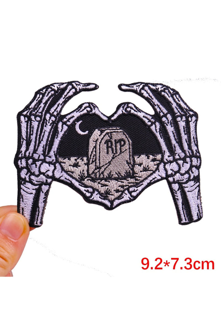 Lisslune | Ghost Style Embroidered Patch