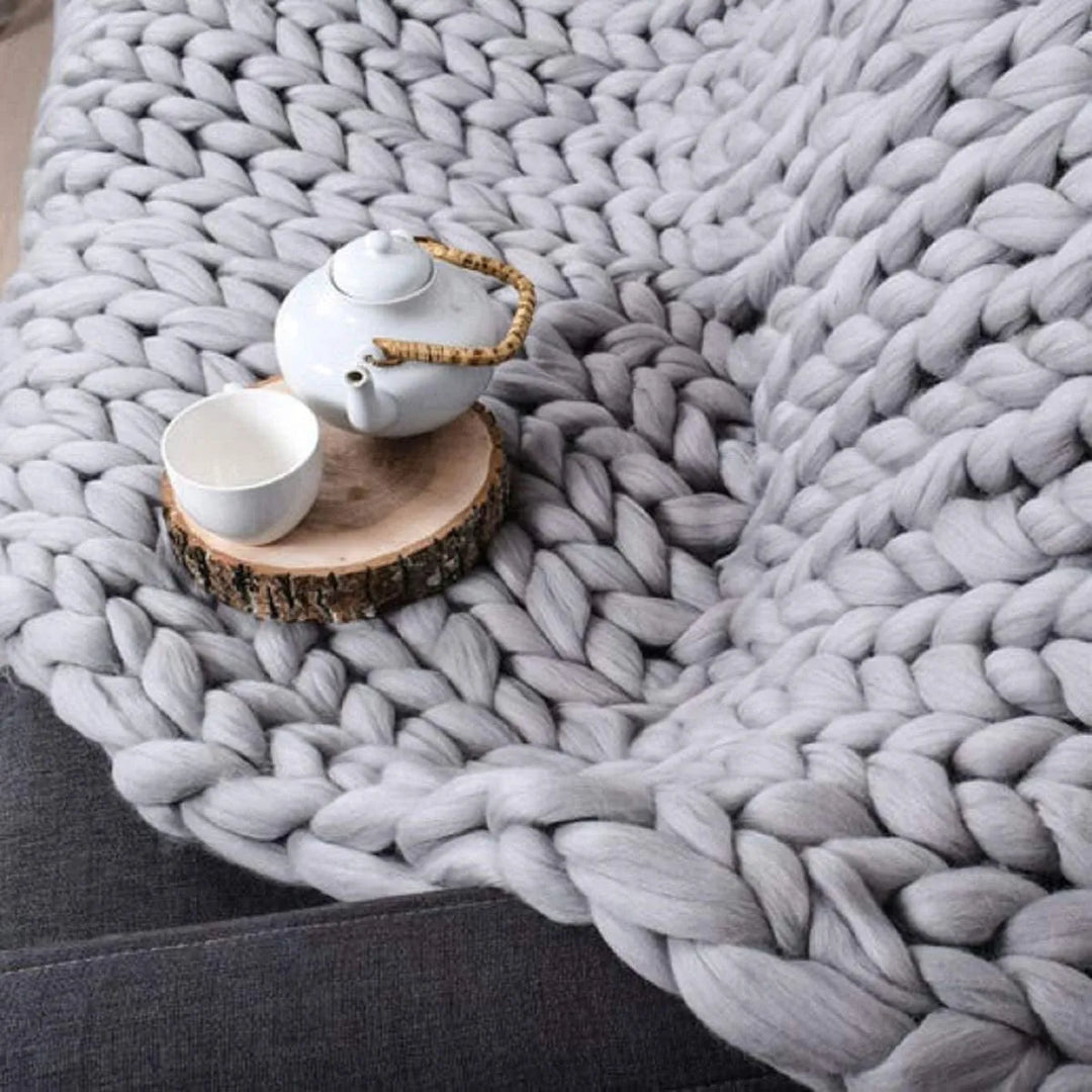 Lisslune | Chunky Knit Blanket – Cozy Wool Blanket for Every Room – Soft & Warm – Perfect for Sofa and Bed