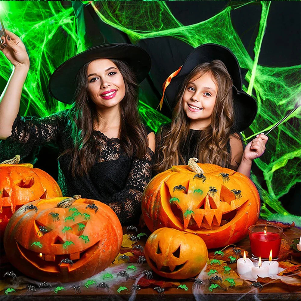Rynx | Glowing Spider Web, stretchable artificial spider web with artificial spiders, Halloween decorations, outdoor horror haunted house decoration props