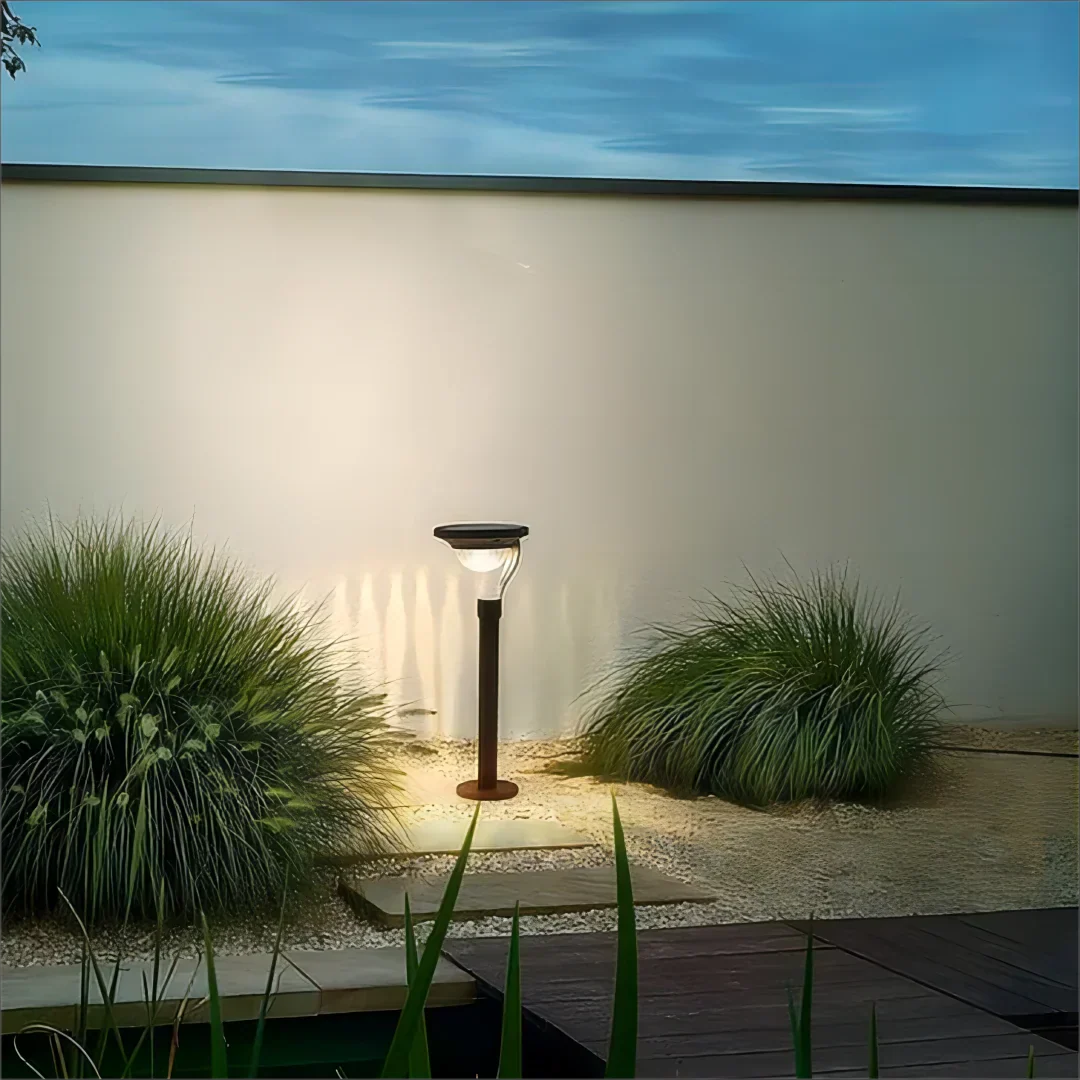 Lisslune | – Ultra high-performance solar lamp for outdoor use