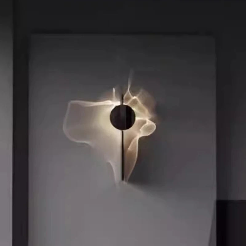 Lisslune | LuxeBeam - Modern LED wall light