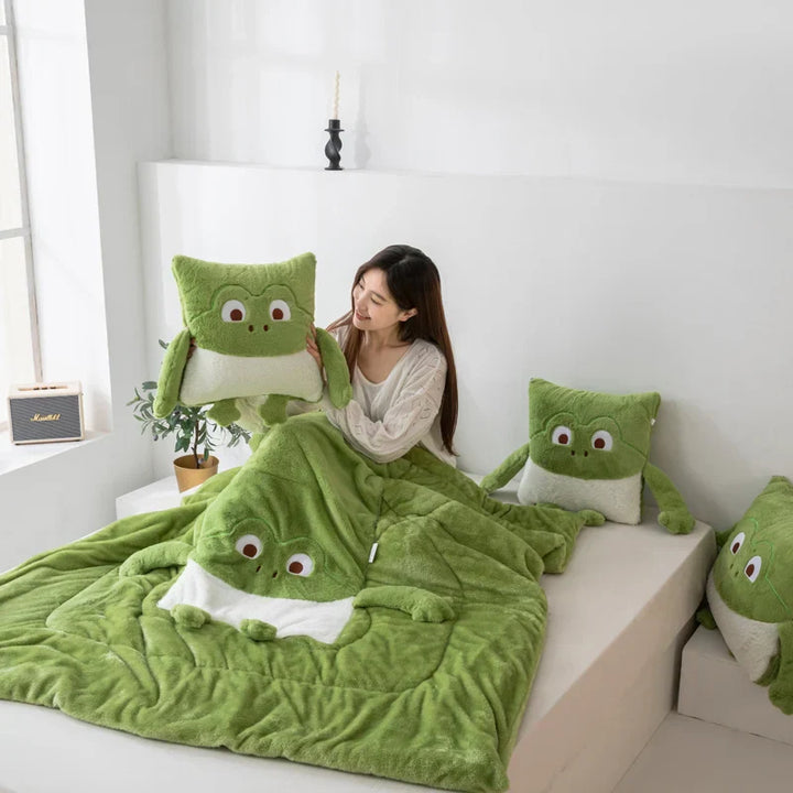 Lisslune | Cozy Dreams Mini Monster Quilted Pillow Blanket