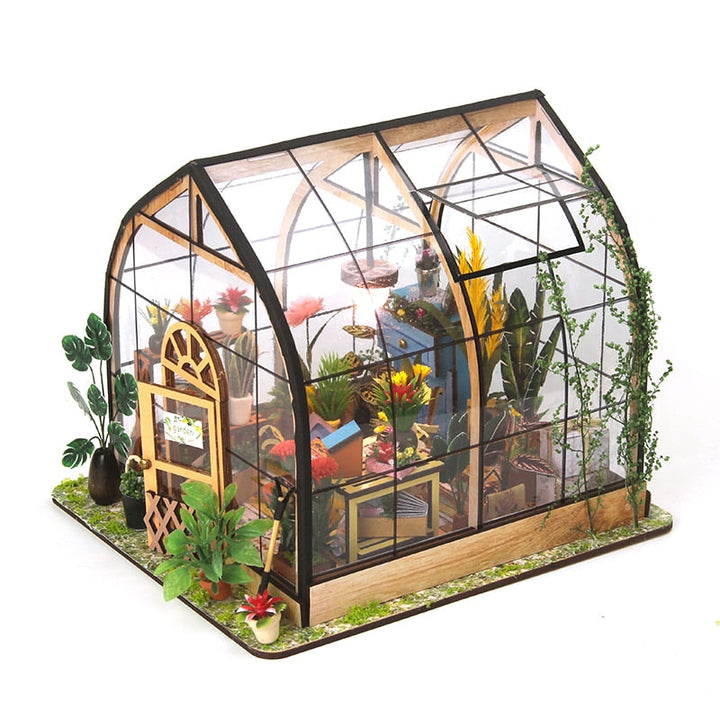 Lisslune | DIY Dream Home Miniature Wooden Doll House