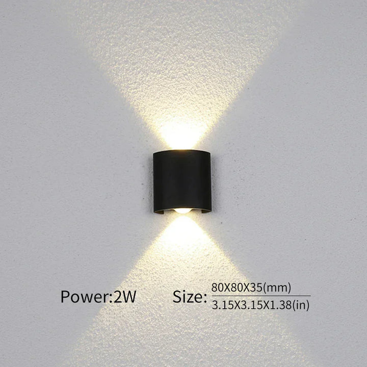 Lisslune | Modern lighting, indoor or outdoor: The versatile LED wall lamp