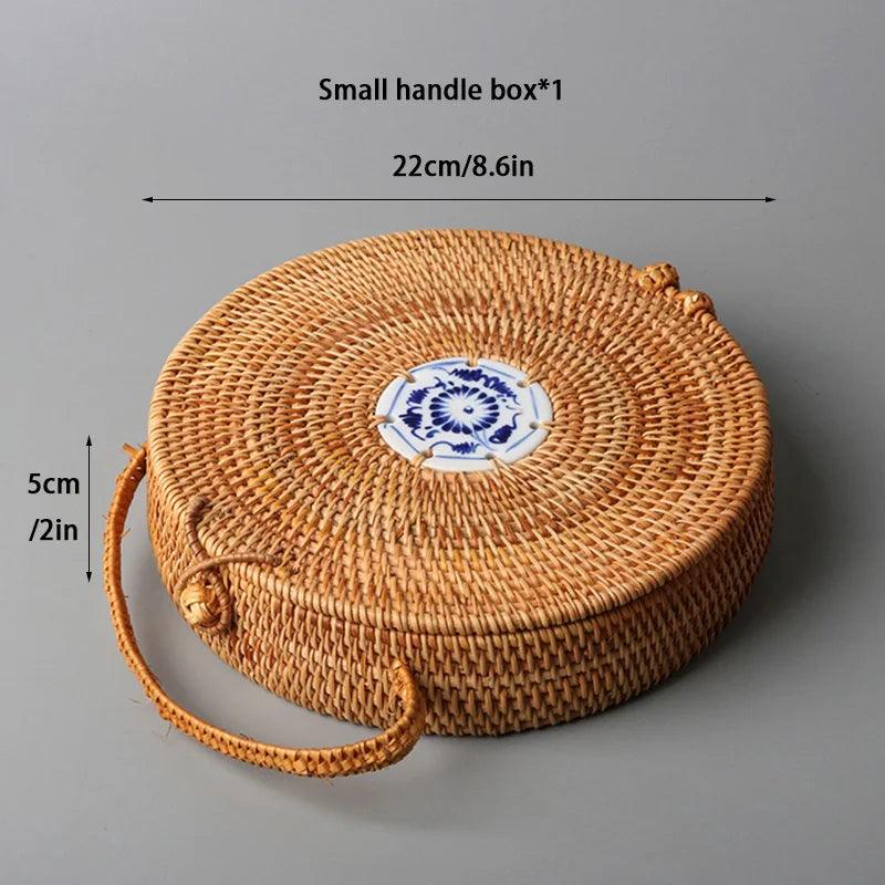 Lisslune | Elegant handwoven rattan tea box: The perfect organizer for tea lovers