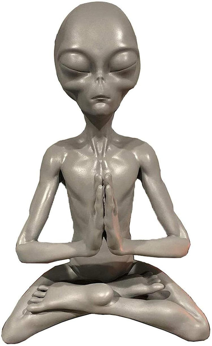 Lisslune | Playful Alien Garden Statue Set