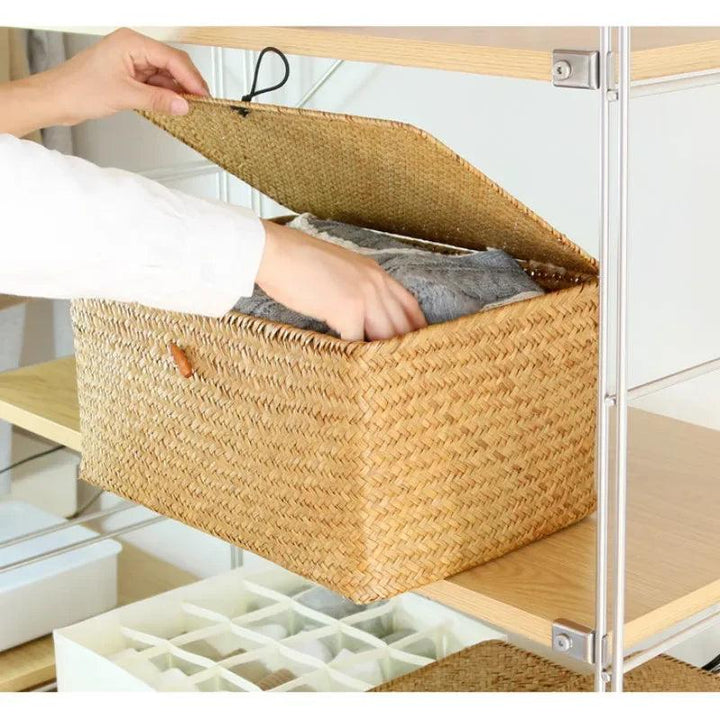Lisslune | Natural Seaweed Laundry Basket with Lid - Stylish Basket for Bath Items, Cosmetics, and Towels