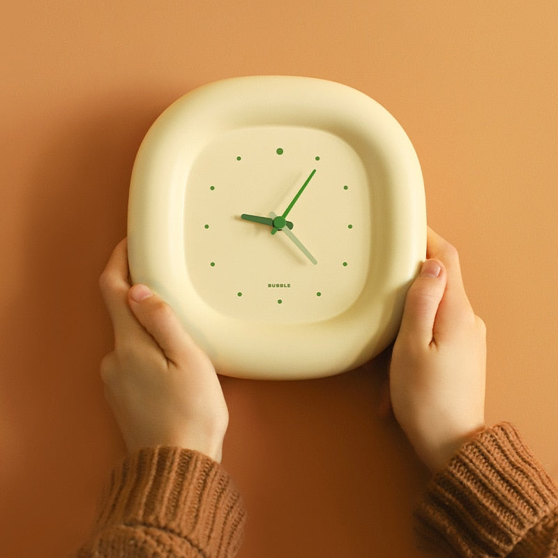 Lisslune | Bubble Minimal Wall Clock