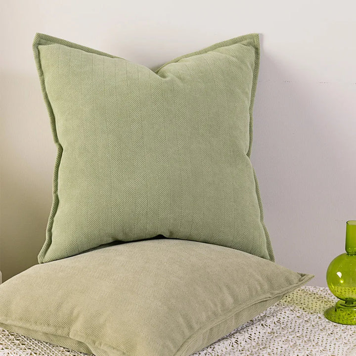 Lisslune | PureChenille - Elegant Cushion Cover for a Cozy Ambience