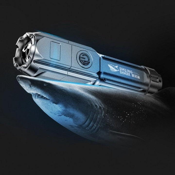 Lisslune | Xenon 500m High-Performance Flashlight: Illuminate your nightly adventures