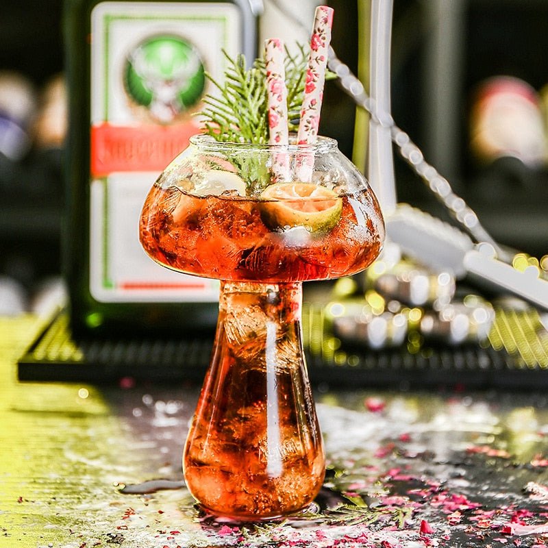 Lisslune | Funny Pils Cocktail Glass