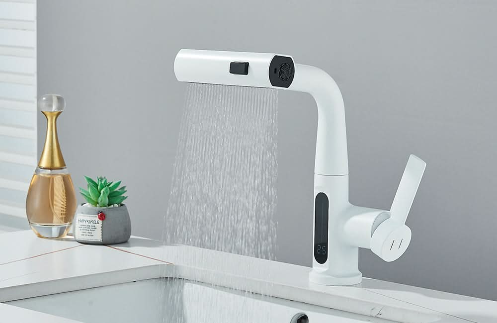 Lisslune | LUXOR - Modern digital washbasin tap