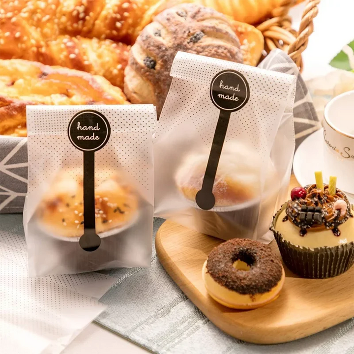 Rynx 50pcs Plastic Cookie Bag with DIY Handmade Sticker Chocolate Snack Cupcake Baking Packaging Wedding Birthday Party Gift Packaging
