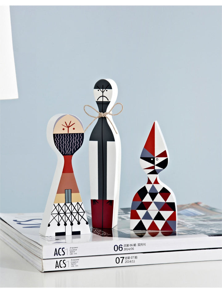 Lisslune | Handcrafted Wooden Figures