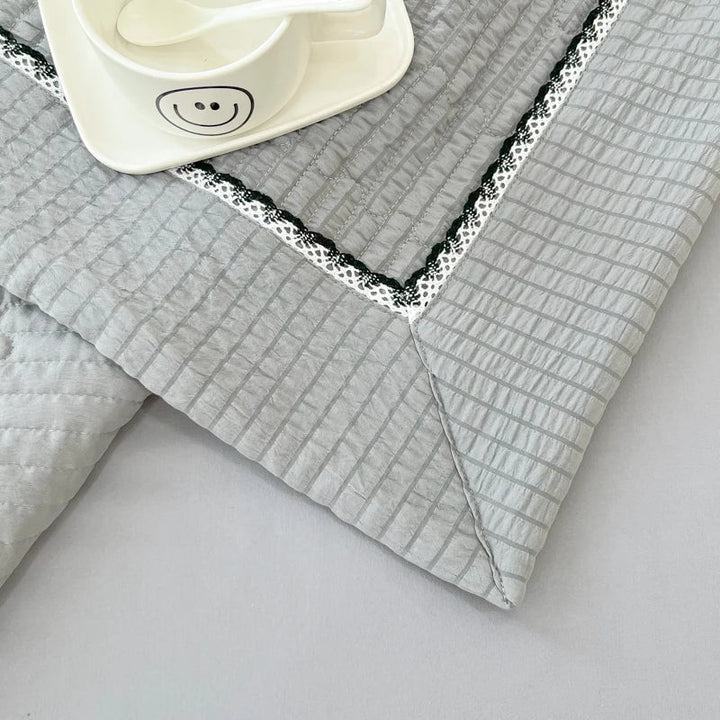 Rynx French Style Quilted Single Double Blanket for Summer Bubble Yarn Air Conditioning Queen Quilt Elegance Princess Thin Comforter