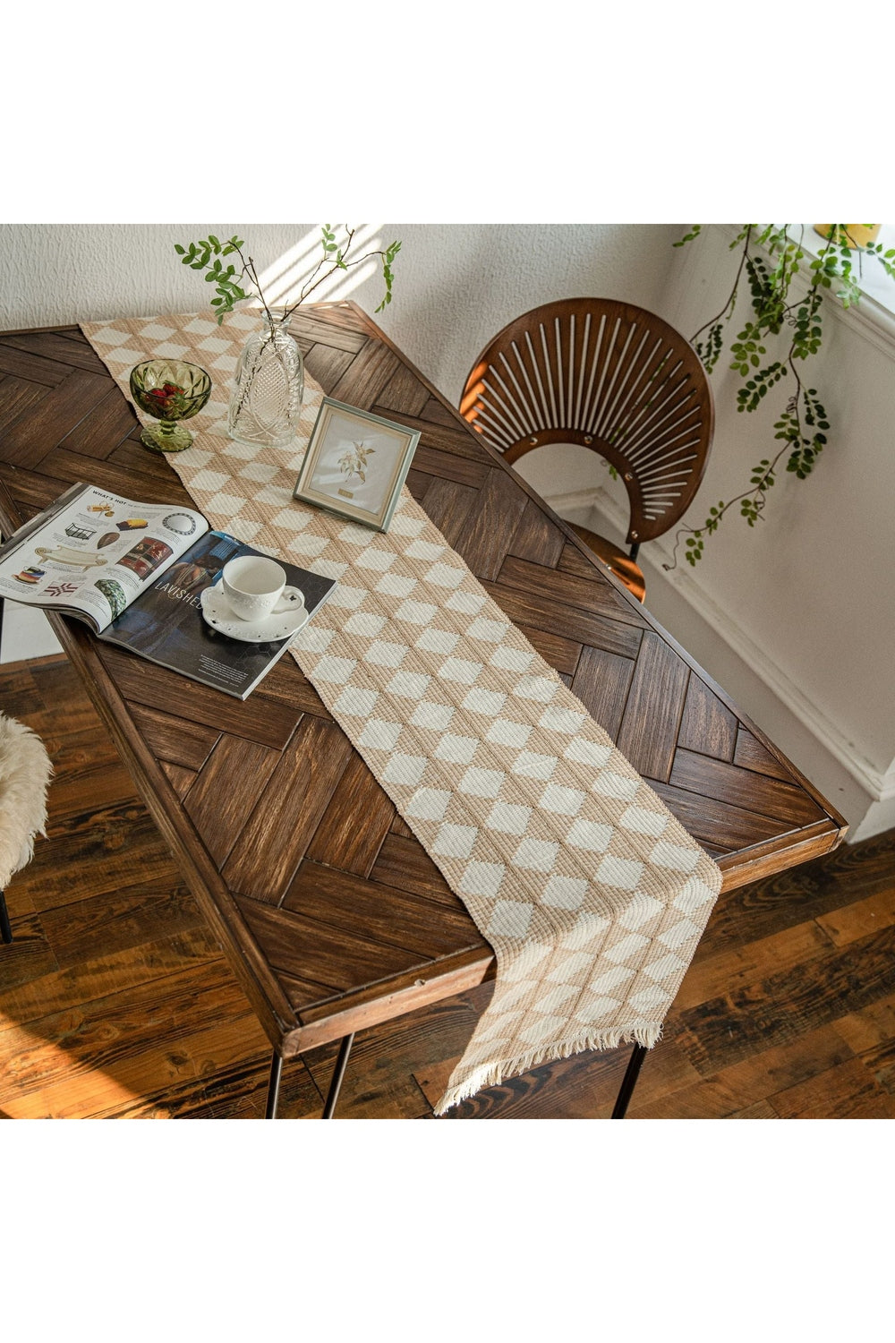 Lisslune | Table Runner - Light Academia