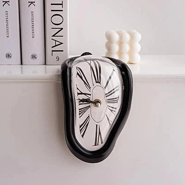 Lisslune | ArtMelt - Unique Art-Inspired Clock