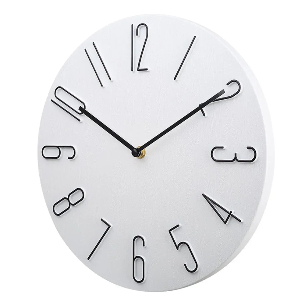 Lisslune | QuartzLine | Simple, minimalist wall clock