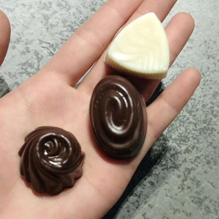 Lisslune | Miniature Synthetic Chocolate Candy Collection for Dollhouse Decoration - 24 Piece DIY Cake Accessories