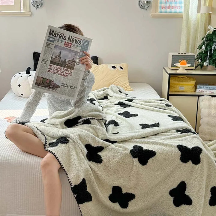 Rynx | Ins Style Blanket Wool Ball Style Cloud Soft Jacquard Reversible Blanket Soft and Warm Suitable for All Seasons