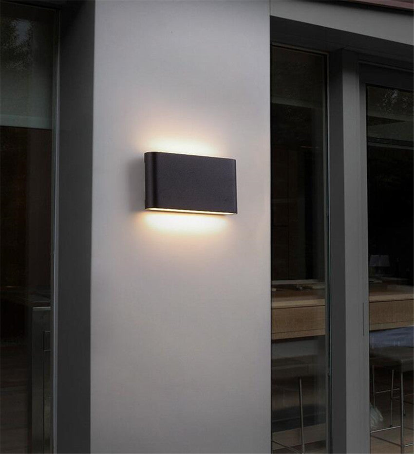 Lisslune | HydroShine - Durable Waterproof Wall Light