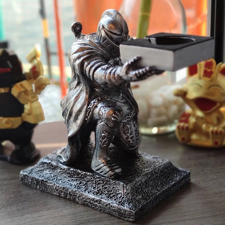 Lisslune | Guardian of Timepiece Medieval Watch Holder
