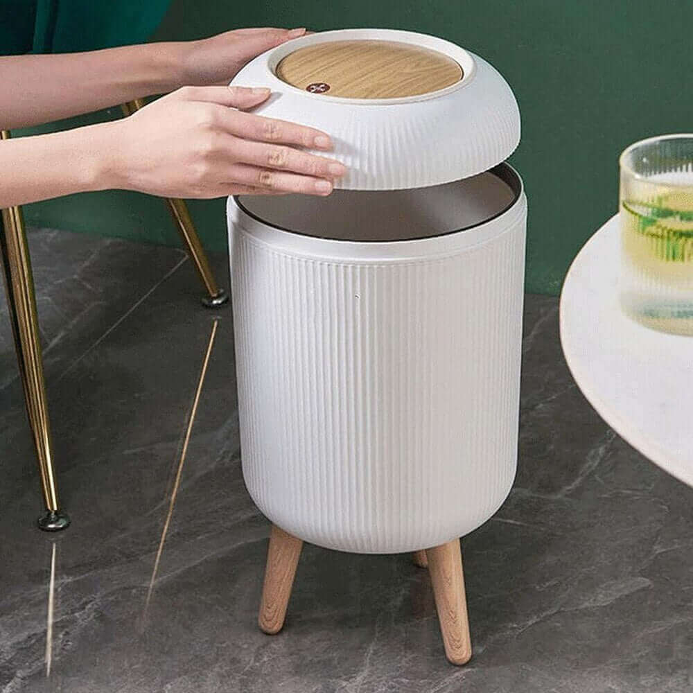 Lisslune | Enhance your bathroom with the stylish 10L container with lid