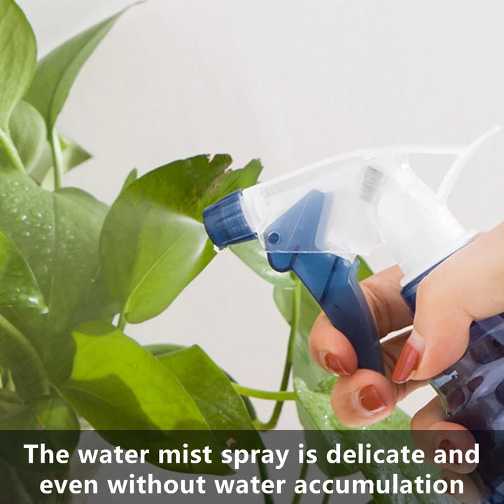 Lisslune | Adjustable spray bottle with ergonomic grip for easy handling and versatile use