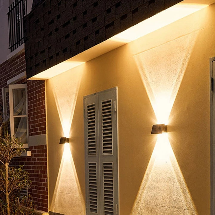Lisslune | SolarRay – Sleek Solar Wall Lamp for Stylish Exteriors